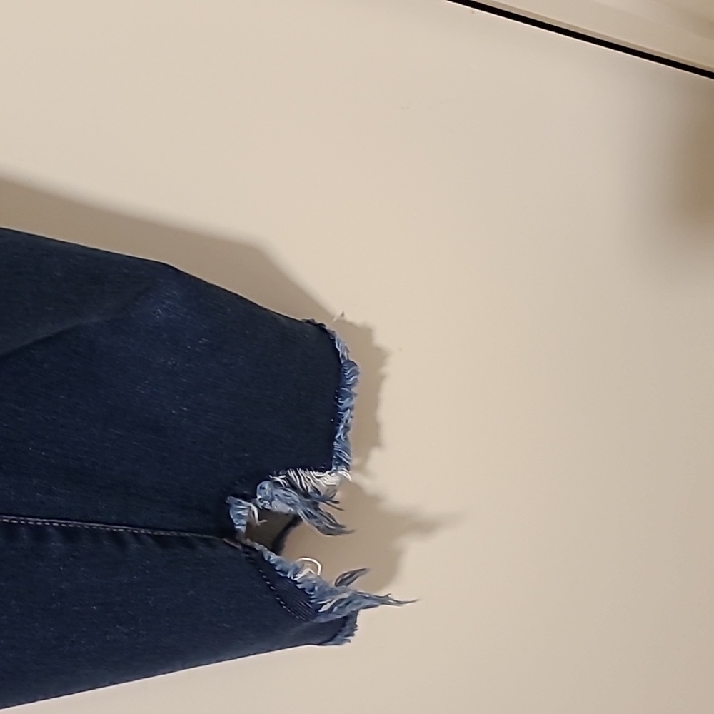Distressed high Rise jegging - Picture 5 of 6